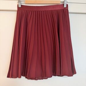 Express Elegant Burgundy Pleated Skirt